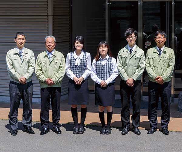 セイトー　総務部のメンバー